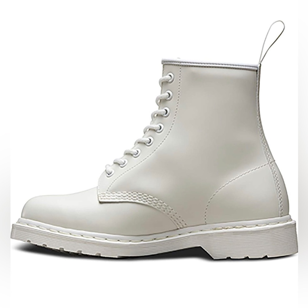 Doc Martens 1460 Mono White Smooth Unisex Combat Boots #14357100 New in Box